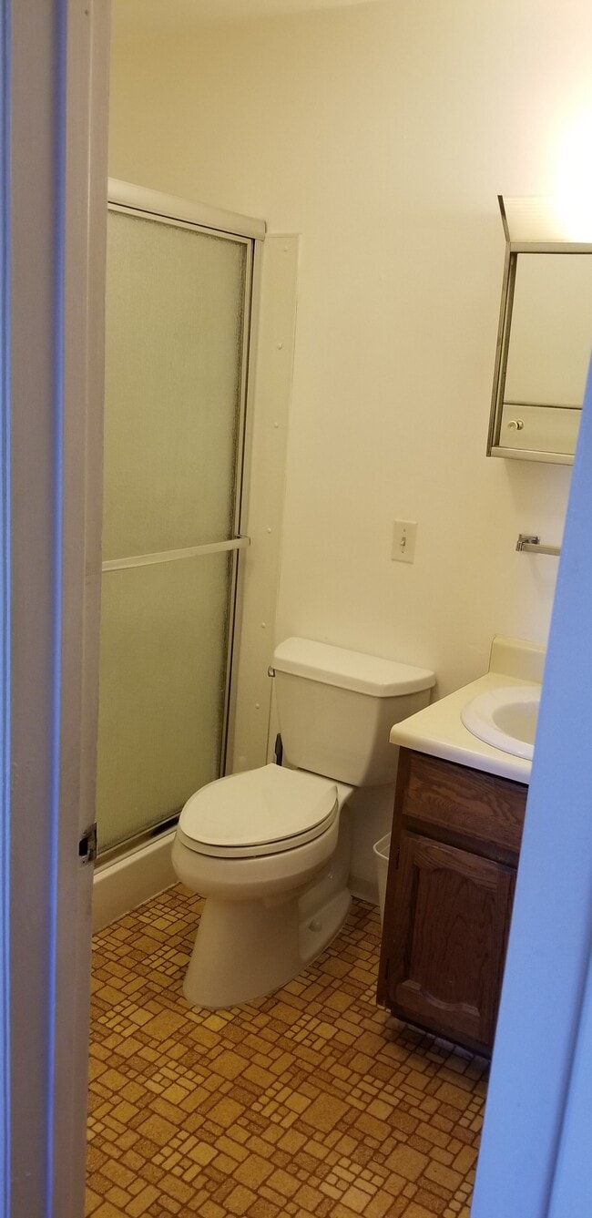 Photo - 26 W Main St