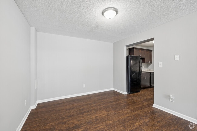 Ziggy 2BR, 1BA - 920SF - Dining Room