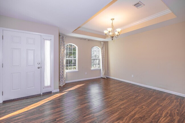 Photo - 3797 Peachtree Way