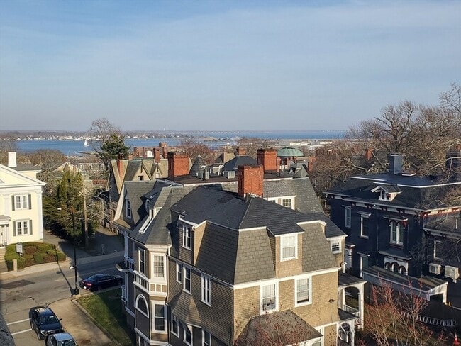 Building Photo - 415 County St Unit 512