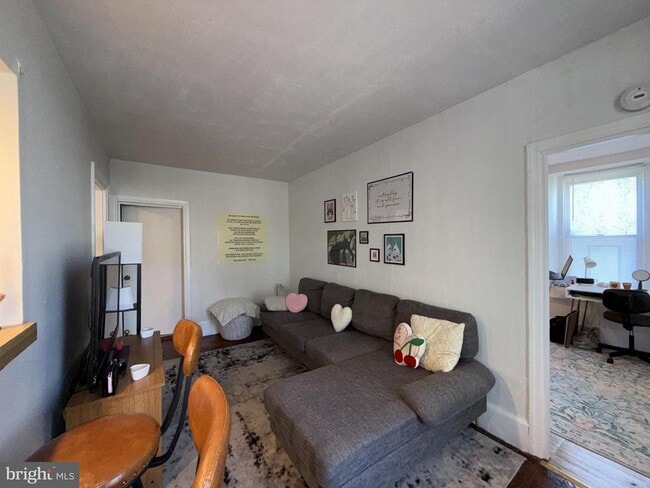 Photo - 4446 Fleming St Unit 2F