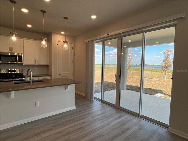 Photo - 1024 Griffon Ave