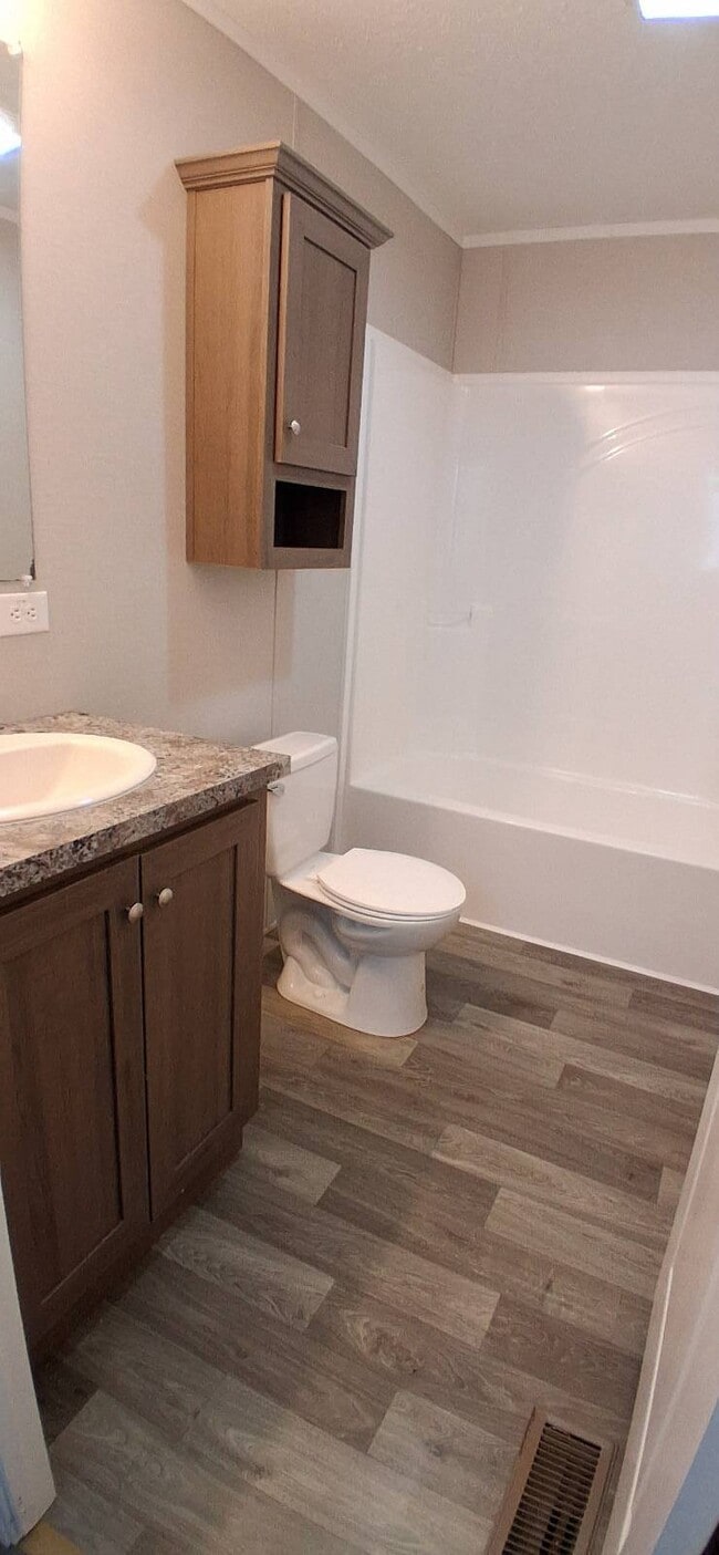 Photo - 640 S Darlene Way