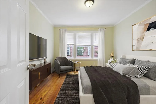 Photo - 31 Lenox Ave