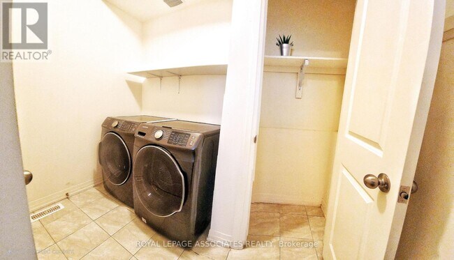 Photo - 155 Yacht Dr