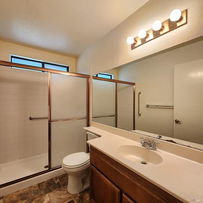 Photo - 167 Bryce Way