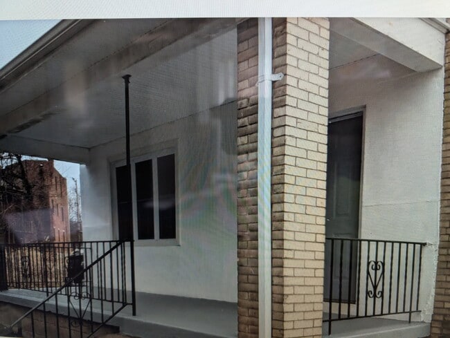 photos available online - 1128 Penn Ave House