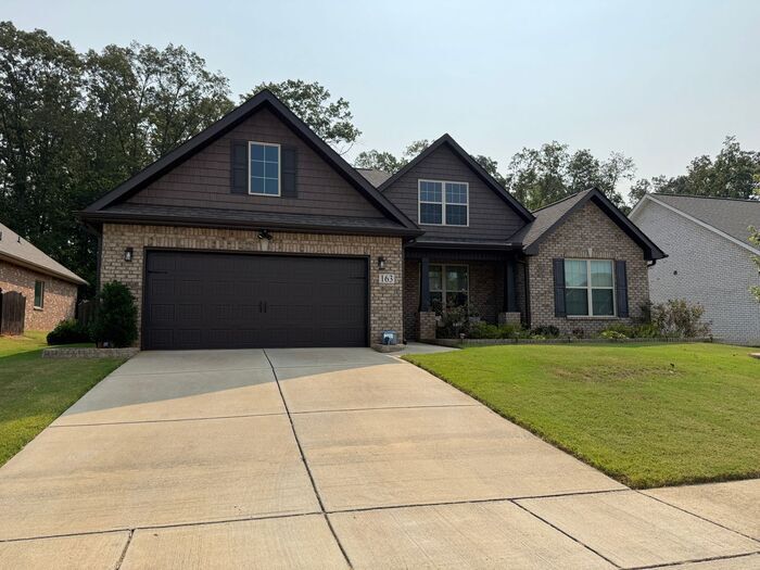Pre-leasing for an October move in - Pre-leasing for an October move in House