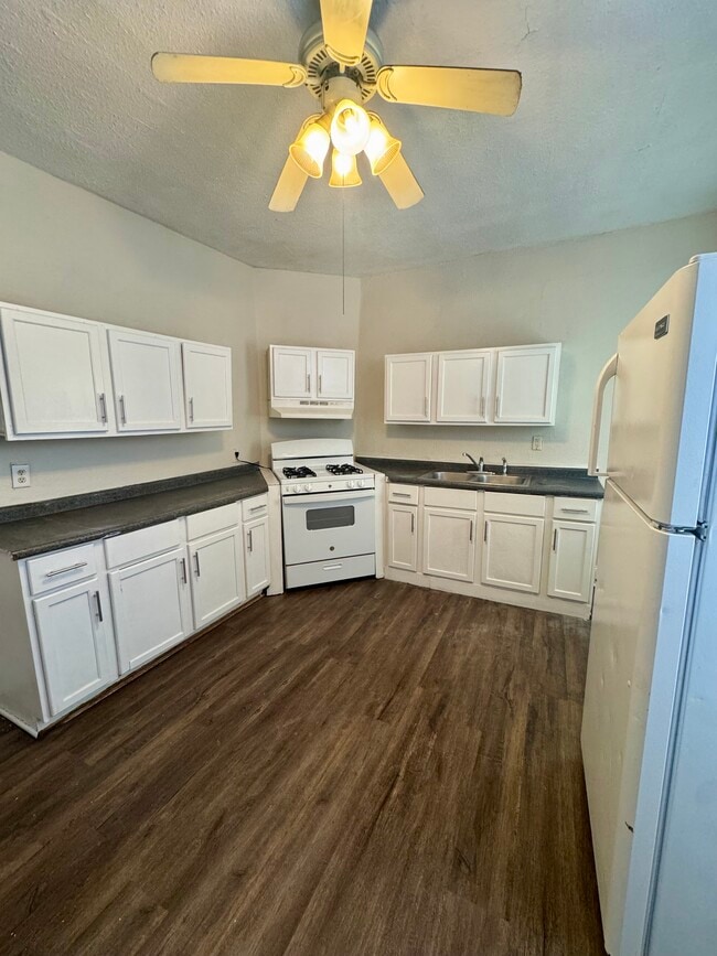 Photo - 1045 12th St Unit 1045