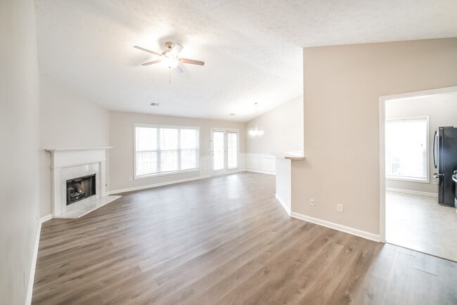 Photo - 109 Alessie Dr