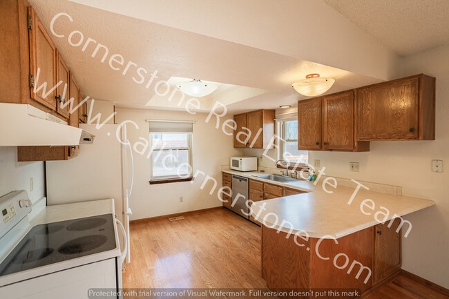 Photo - 7715 Chateau Ct