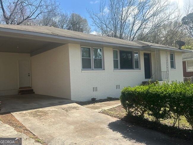 Photo - 1112 N Beddingfield Dr