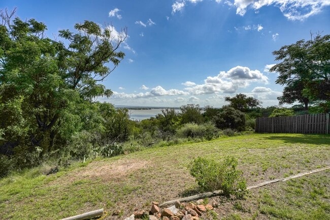 Photo - 207 Mountain Top