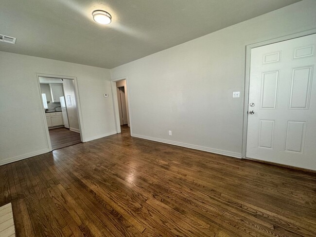 Photo - Adorable two-bedroom One-bathroom house located in the Kendall-Whittier neighborhood!