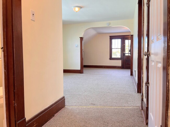 Photo - 253 Shirley Ave Unit 2- Upper