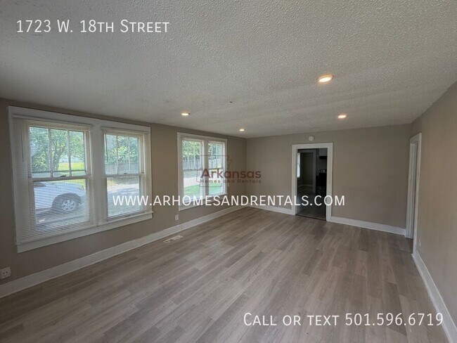 Photo - 1723 W 18th St
