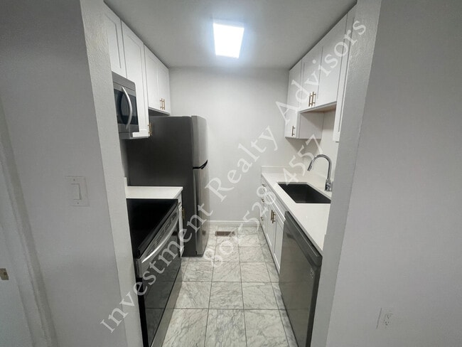 Photo - 425 S 900 E Unit 4