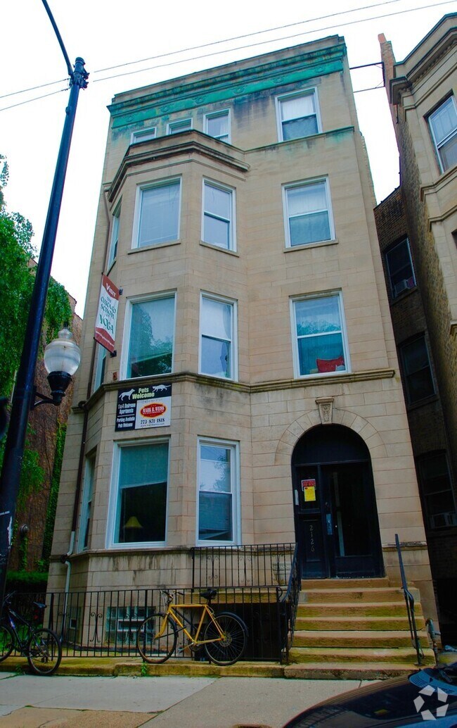 Building Photo - 2126 N Sheffield Ave Unit 1 Rental