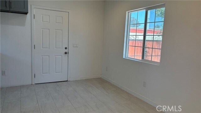 Photo - 2303 Holford St