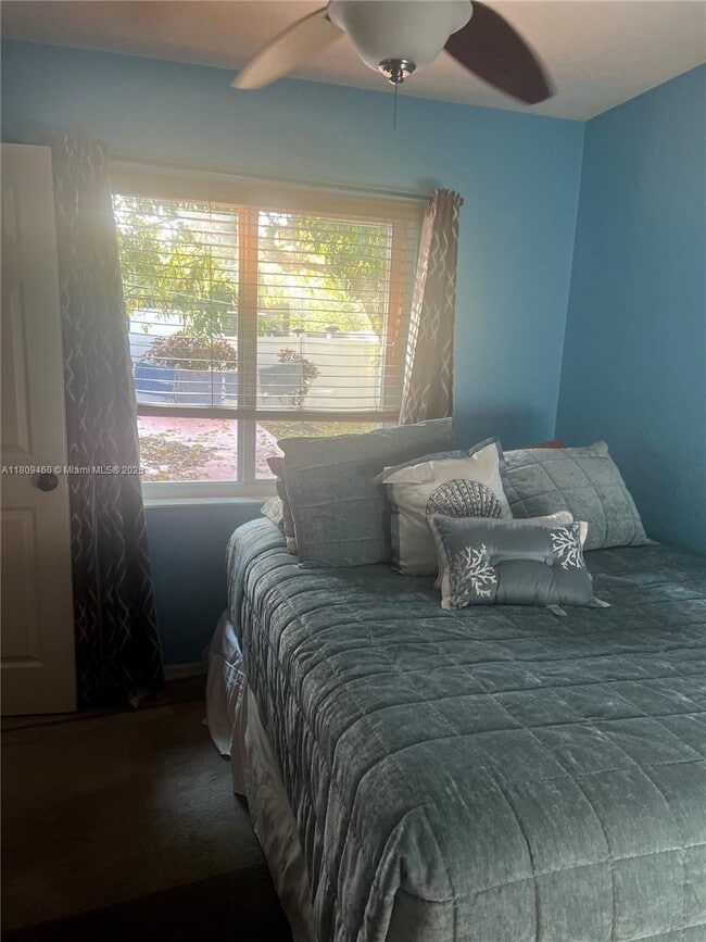Photo - 5830 SW 58th Ct Casa
