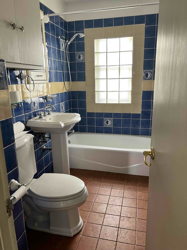 Photo - 2116 S 49th Ave