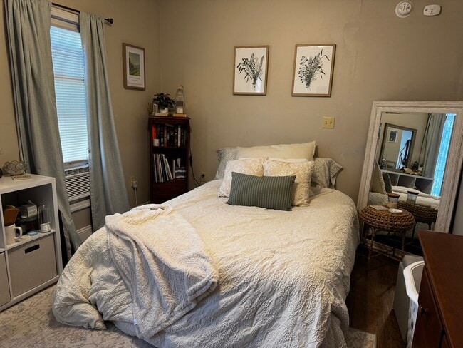 Photo - 104 Chapin St