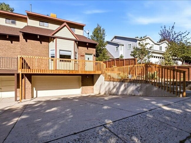 Cottonwood Heights 5 bed 3 bath Twin Home