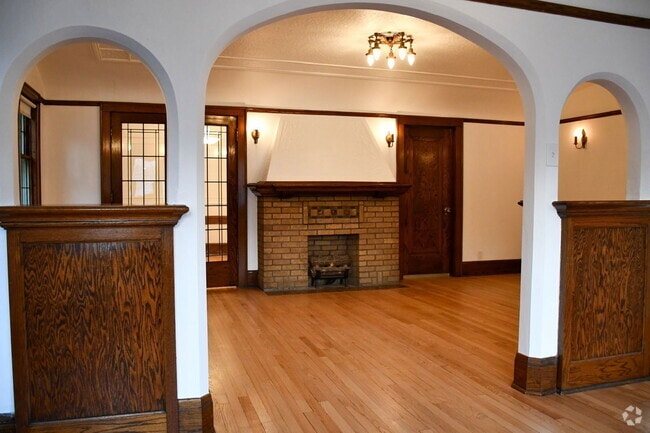 Building Photo - 2147 N 48th St Rental