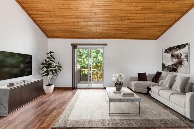 Photo - 3547 Lochdale Terrace