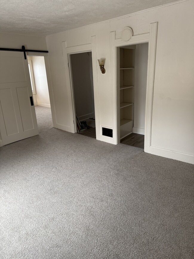 Photo - 512 Monroe St