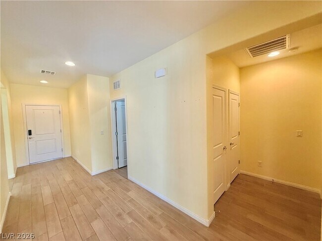 5310 San Palo Dr