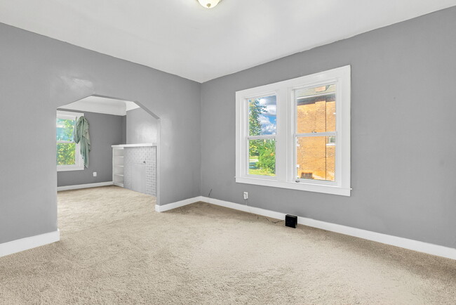 Photo - 5061 Dailey Ave