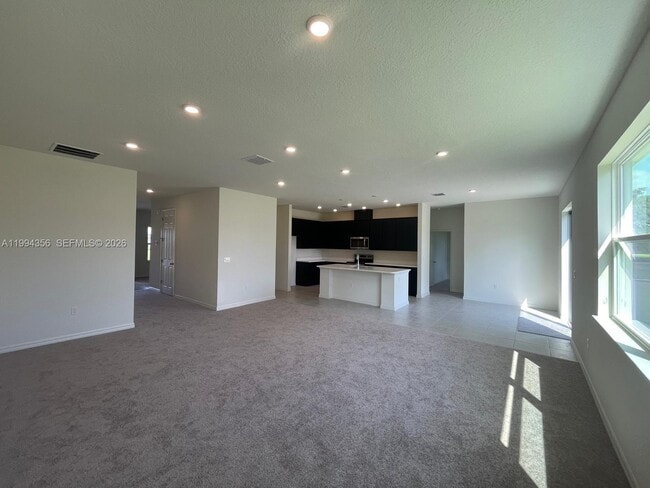 Photo - 2133 SE Flanders Rd