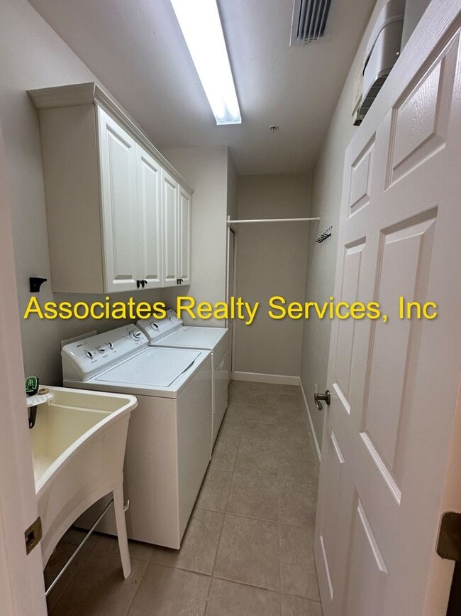 Photo - Now Available – 3BR/2BA Apartment in Haile Market Square!