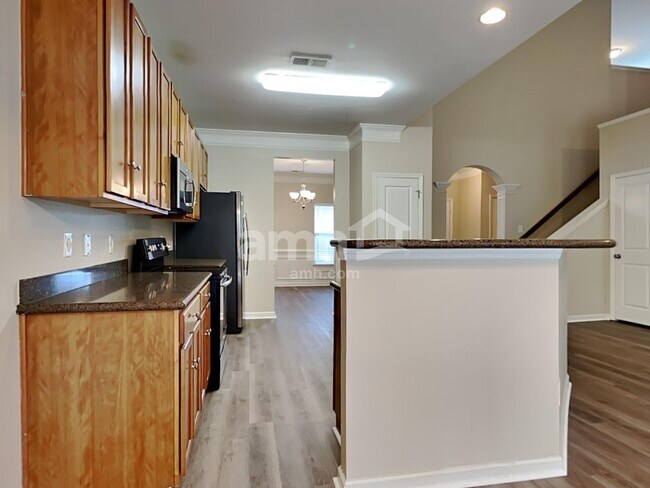 Photo - 3392 Fletton Way