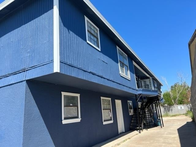 Building Photo - 3114 Rosario St Unit 6