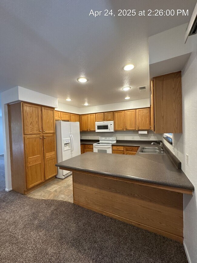 Photo - 3396 Unit 1827