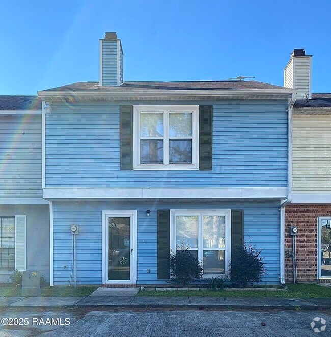 Building Photo - 108 W Whispering Pines Cir Rental