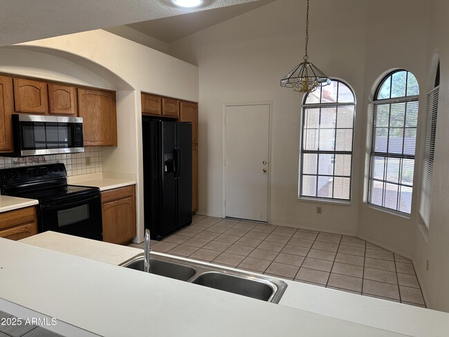 Photo - 14835 S 26th Way