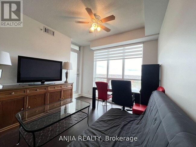 Photo - 9582 Markham Rd Unit 1010
