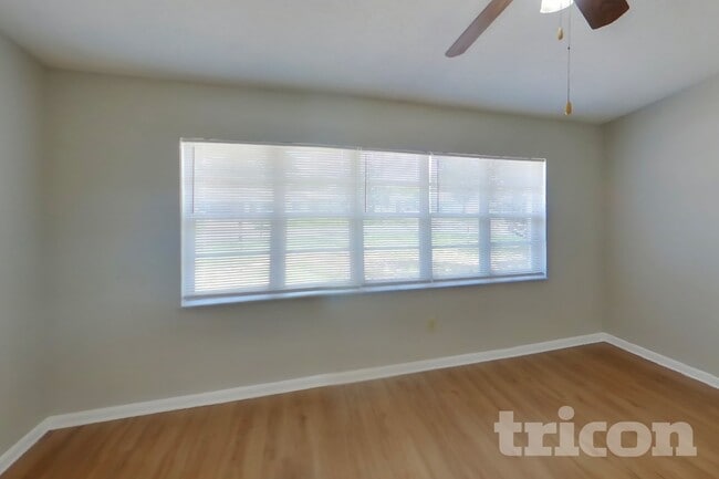 Photo - 5225 Harbinger Rd