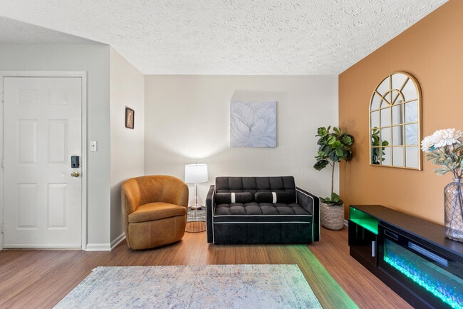 Photo - 104 Pleasantview St