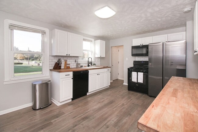 Photo - 3 bedroom 3 bathroom Single Family Home