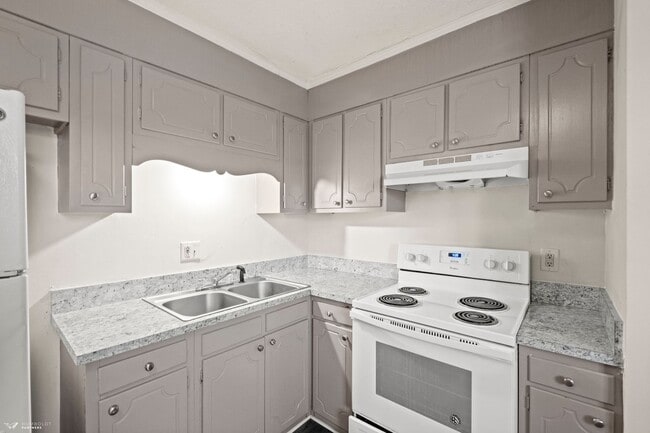 Photo - Townhomes @ Humboldt Village