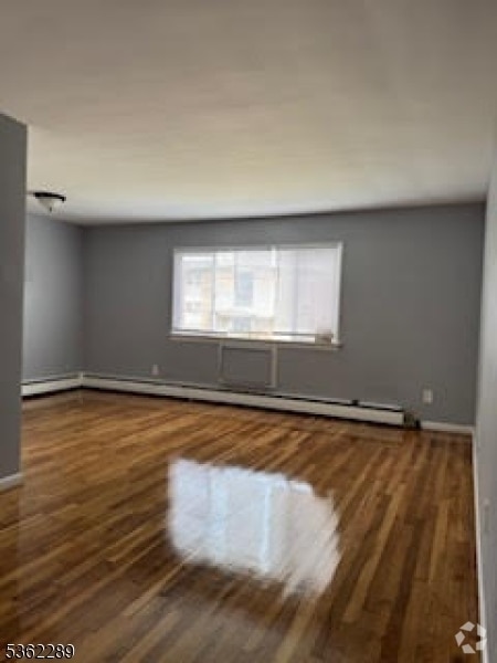 Building Photo - 117 W 3rd Ave Unit 10 Rental