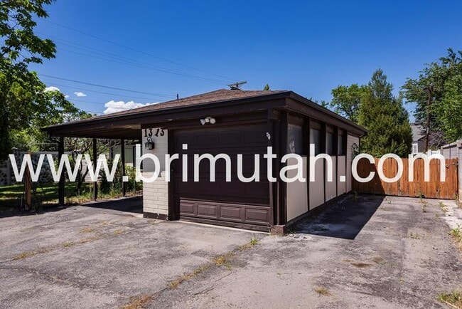 Photo - 1313 E 8425 S