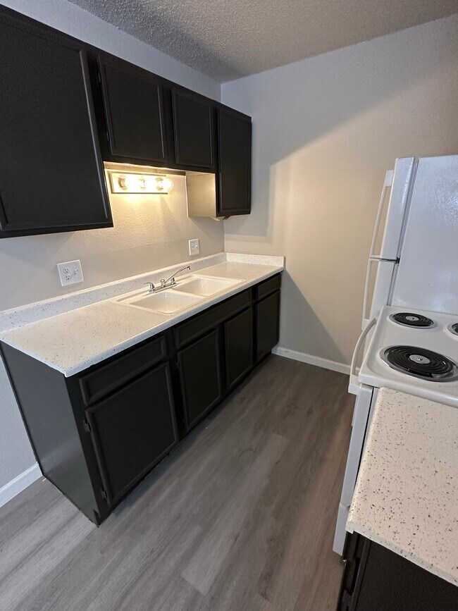 The Coachlight Apartments
