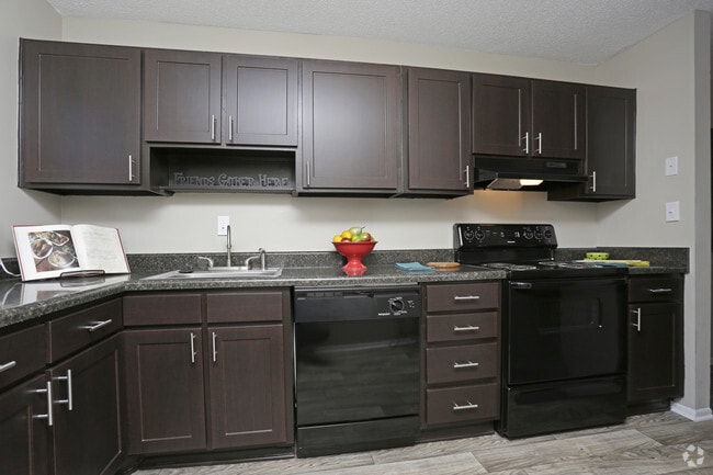 Photo - Hartwell Pointe