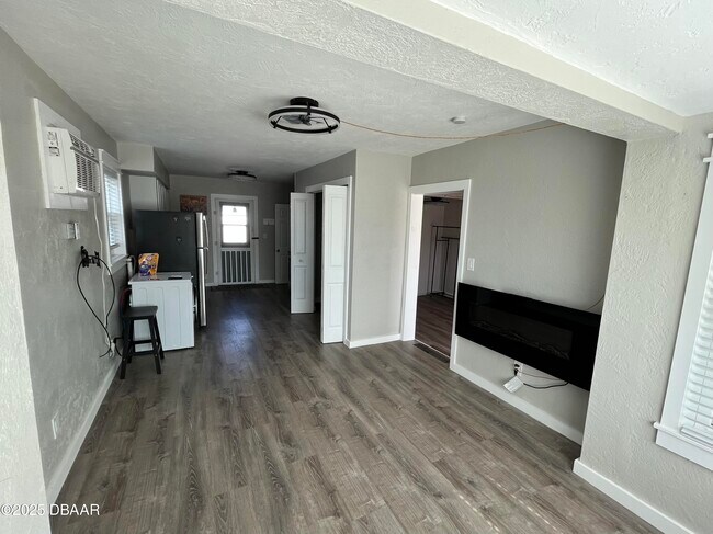 Photo - 515 Frances Terrace