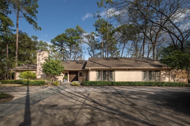 Photo - 614 Saddlewood Ln
